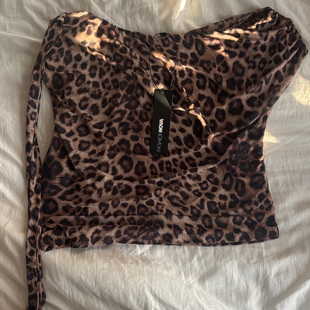 NWT Fashion Nova Leopard Print Strapless Brown Crop Top
